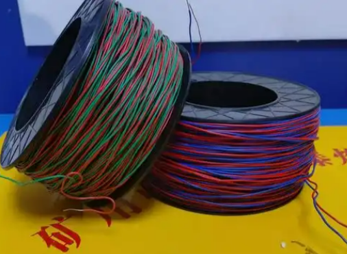 古交放炮线的主要材质有哪些？不同材质的适用场景有何区别？