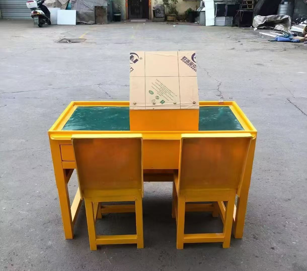 古交防静电导通桌井下煤矿火工品发放桌：危险品流转的安全守护者